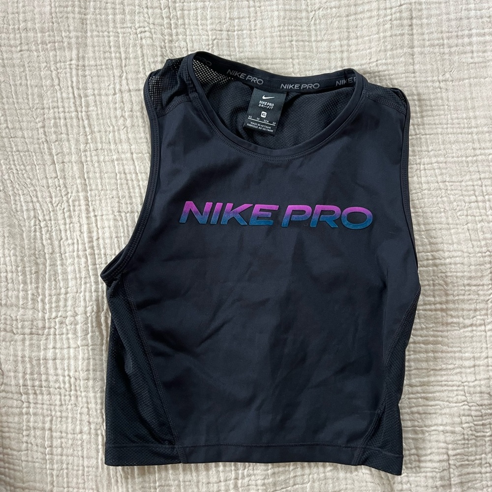 Nike sport tank